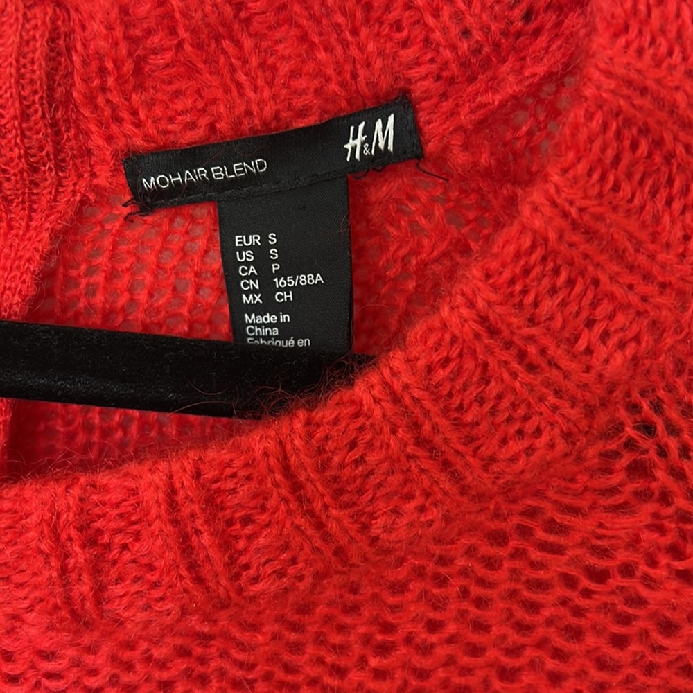 H&M Sweater - Picture 3 of 9